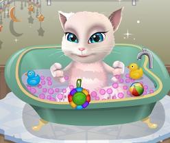 Play Talking Angela Bathing game